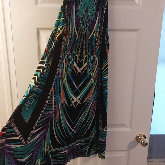 Dress - Picture 2 of 2